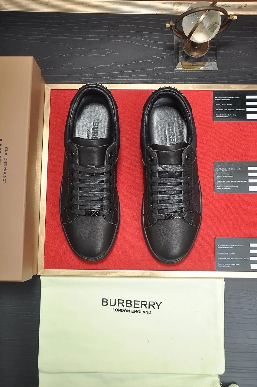 Men's shoes💰480💶[Burberry] (cowhide lining) classic low-top sneakers｜Imported cowhide with classic plaid fabric｜Cow leather lining｜Original outsole｜Fine workmanship and comfortable to wear Size: 38-44 (customized at 45)